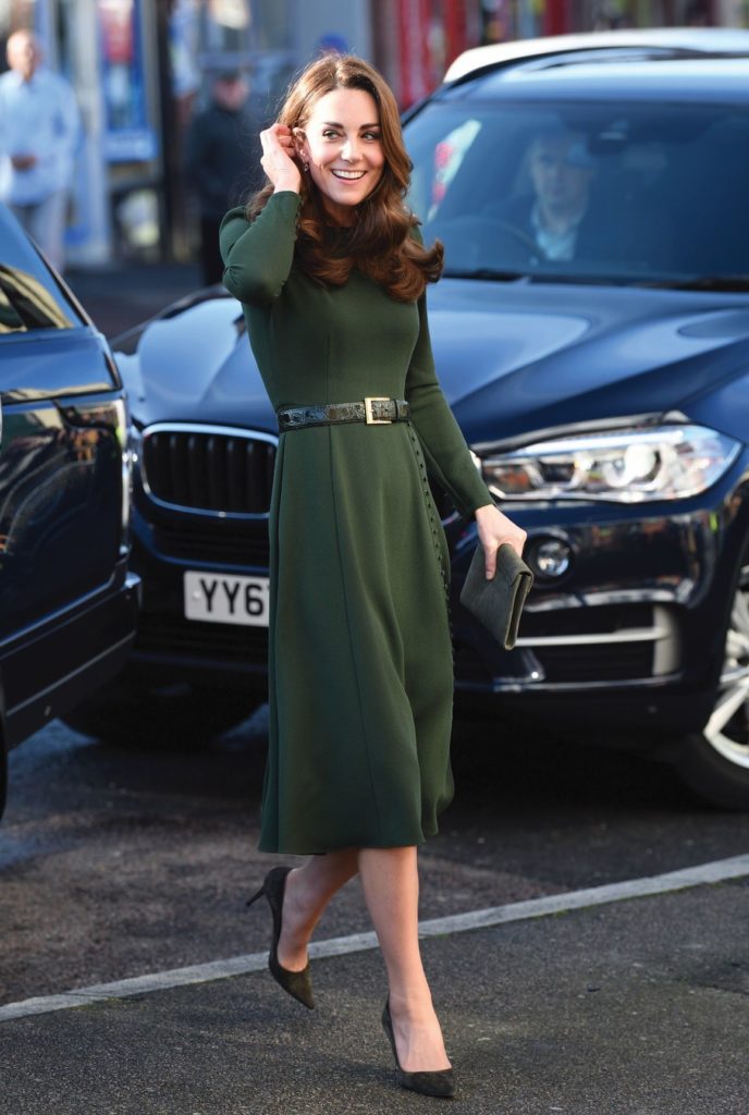 royal Kate Middleton out dressed stylishly