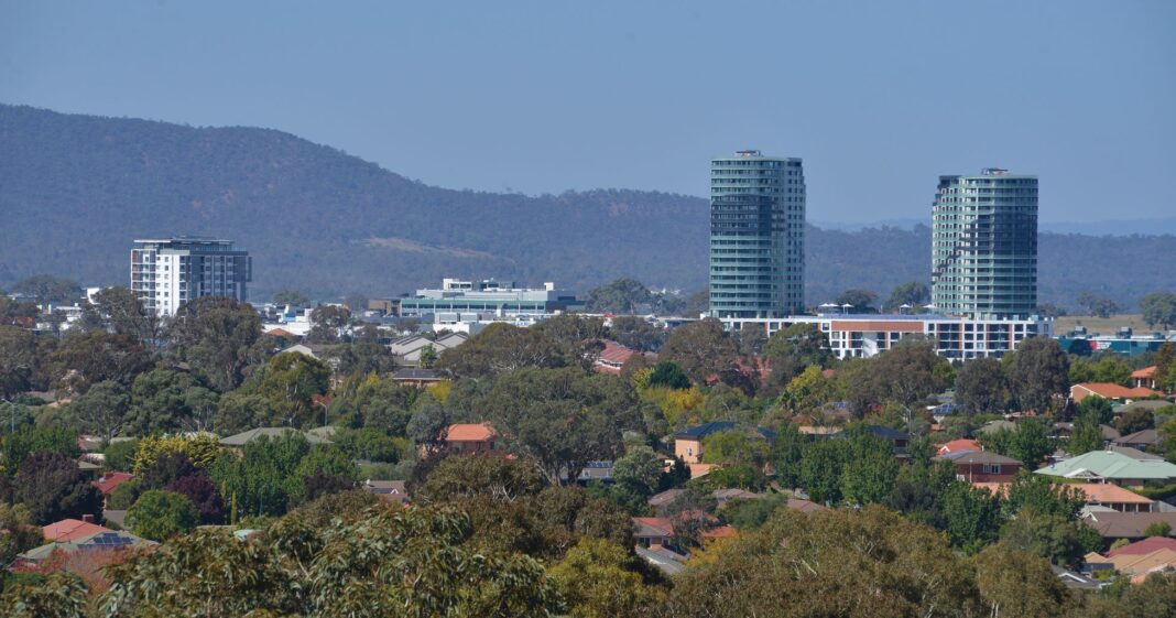 Highrise + houses - Gungahlin