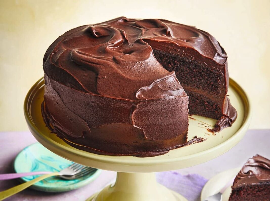 Gluten-free chocolate fudge cake