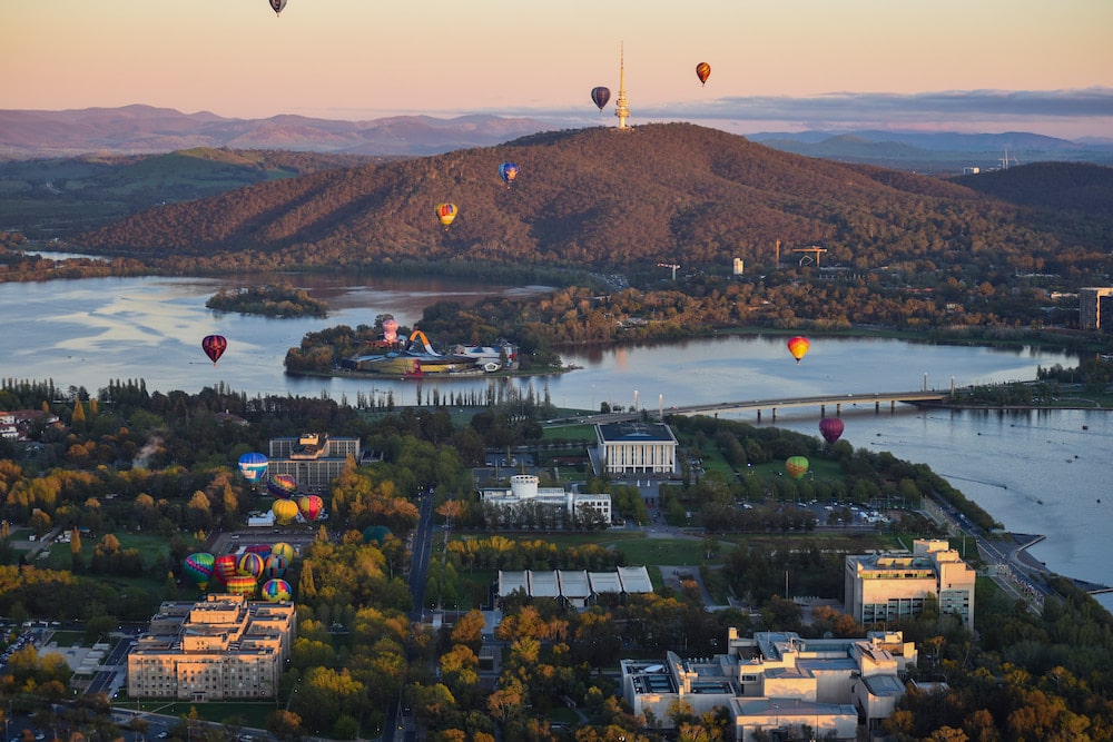 Whats on Canberra long weekend 6-8 March hot air balloons