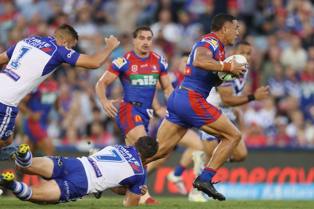 NEWCASTLE, AUSTRALIA - MARCH 12: Tyson Frizell of the Knights in action during the round one NRL match between the Newcastle Knights and the Canterbury Bulldogs at McDonald Jones Stadium, on March 12, 2021, in Newcastle, Australia. (Photo by Ashley Feder/Getty Images)