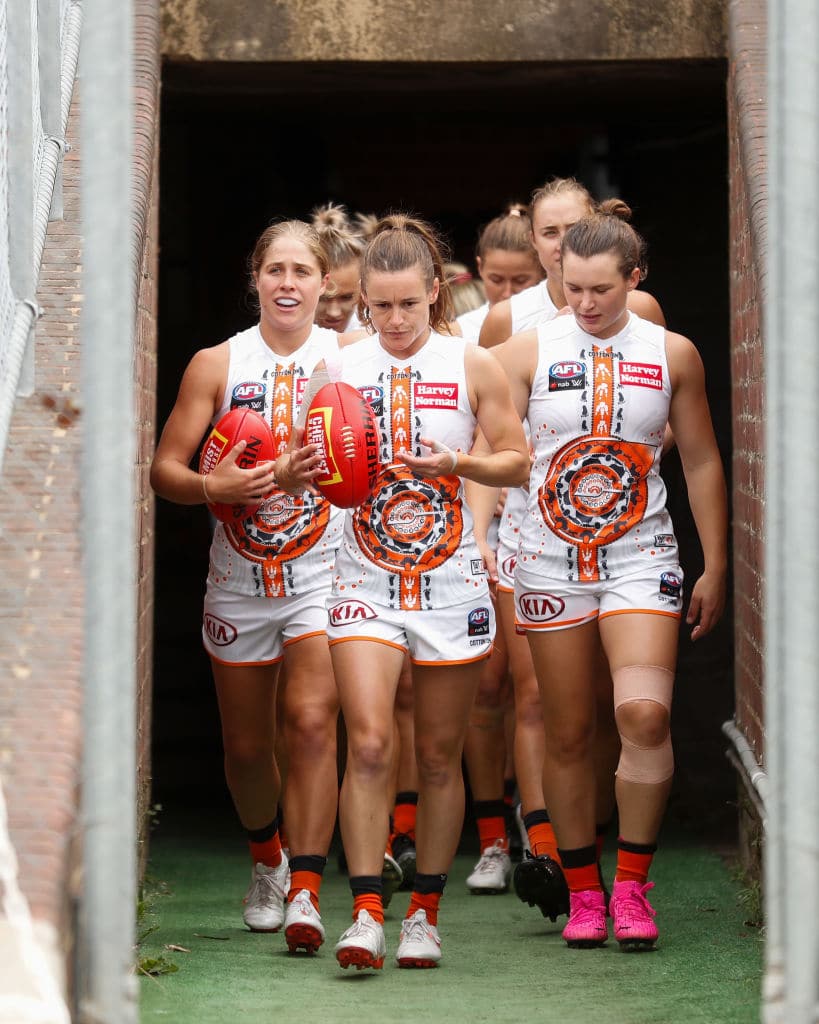MELBOURNE, AUSTRALIA - FEBRUARY 27: Alicia Eva of the Giants leads her team up the race during the 2021 AFLW Round 05 match between the Western Bulldogs and the GWS Giants at VU Whitten Oval on February 27, 2021 in Melbourne, Australia. (Photo by Michael Willson/AFL Photos via Getty Images)