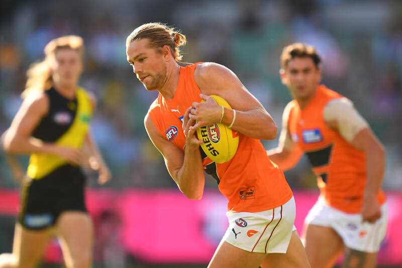 Harry Himmelberg of the Giants marks the footy during the Round 2 AFL match between the Richmond Tigers and GWS Giants at the MCG, Melbourne, Sunday, March 27, 2022
