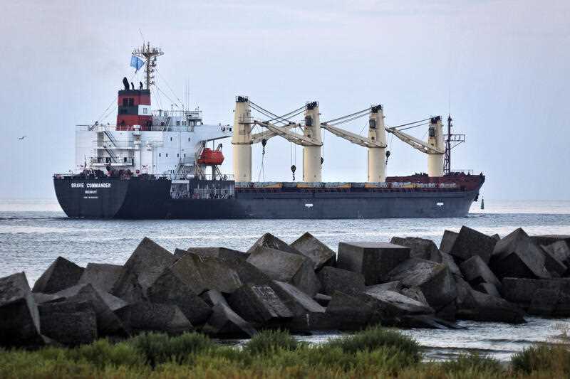 The Brave Commander bulk carrier makes its way from the Pivdennyi Seaport near Odesa, Ukraine, Tuesday, Aug. 16, 202