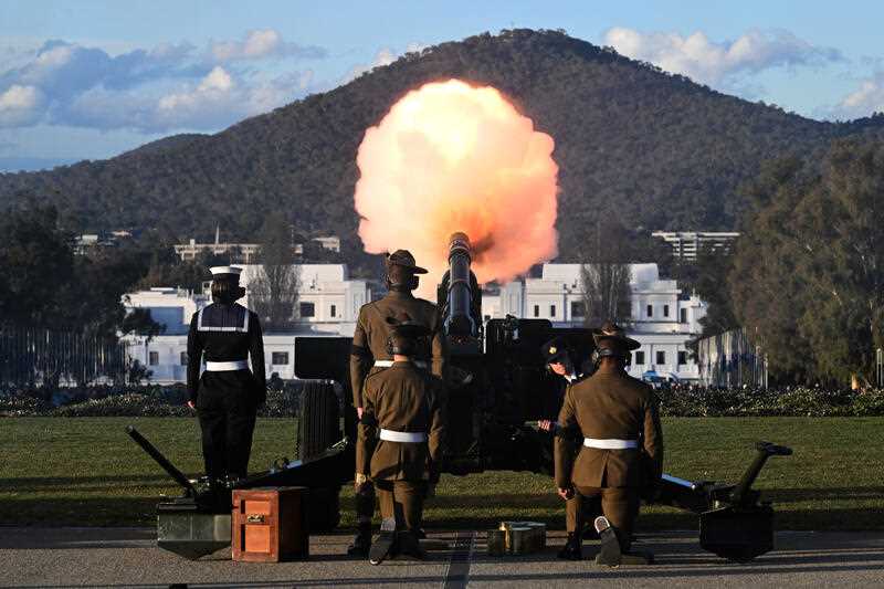 Gun Salute Of 96 Rounds To Mark Each Year Of Queen Elizabeth's