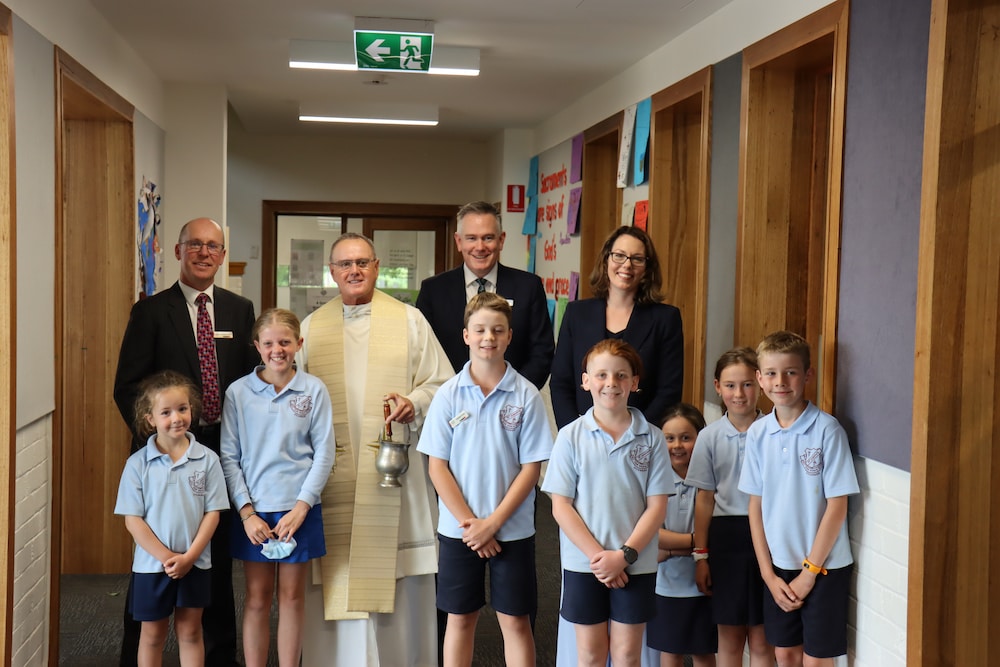 Alicia Payne MP (right) and staff and students at St Joseph’s Primary School, O’Connor. Photo provided.