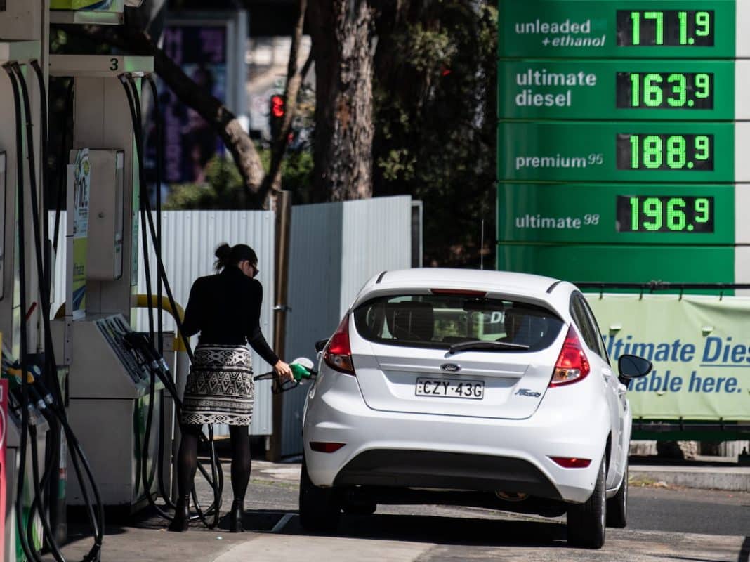 Petrol car ban may force Aussie drivers to go electric