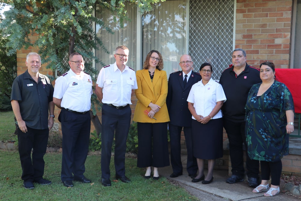 Alicia Payne MP (centre) and Salvation Army staff and officers. Photo: Nicholas Fuller