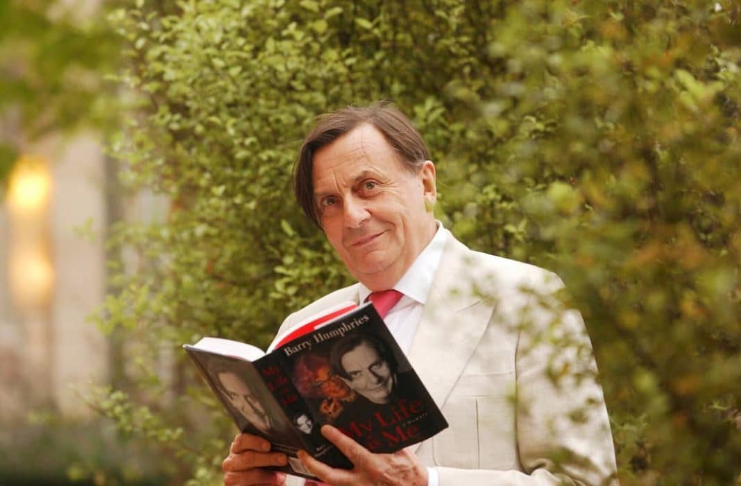 'Comedy genius': Global tributes for Barry Humphries
