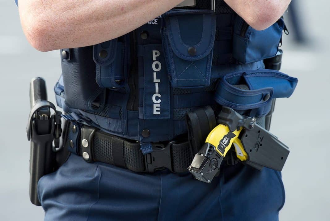 No camera on new tasers, call for police to de-escalate