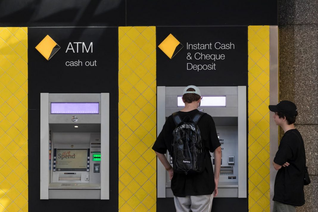 Some Commonwealth Bank customers hit by service outage