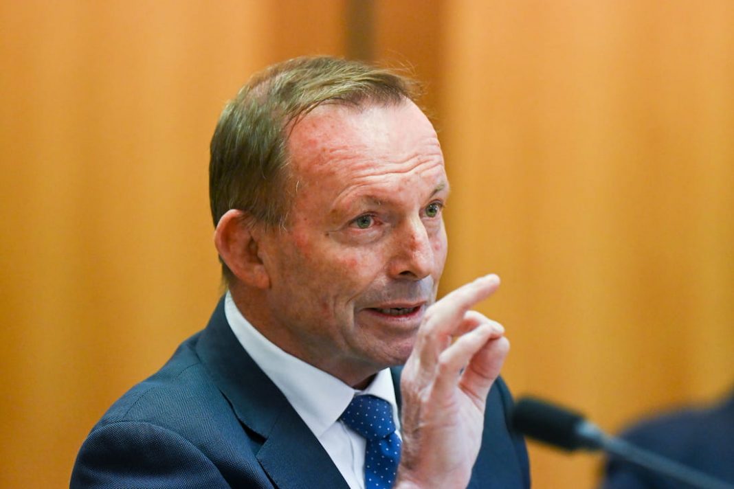 Abbott warns voice 'no' campaigners against complacency