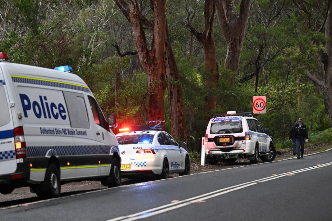 Human remains found in two burnt-out cars in Sydney