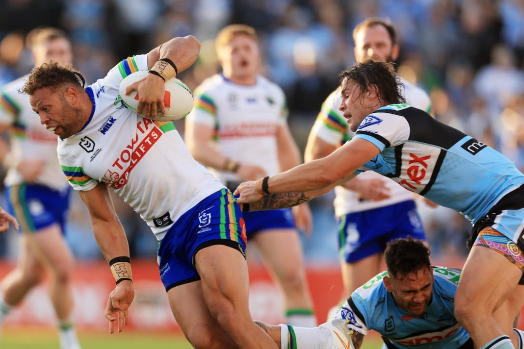 Sharks beat 12-man Raiders to secure home NRL final