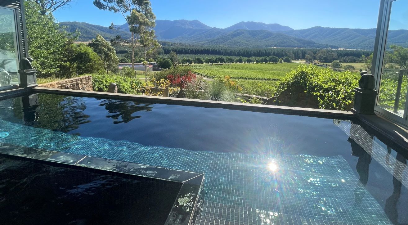 Luxury getaway Feathertop Winery Private Estate Canberra Daily