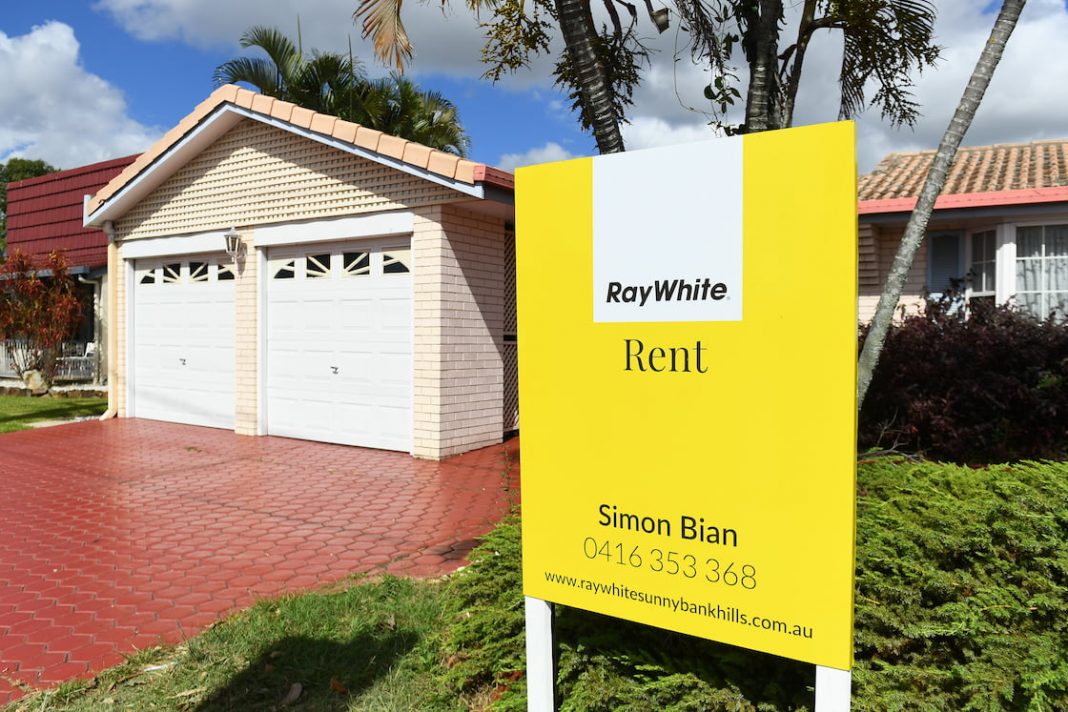 Weekly rent prices soar to new record for Aussies