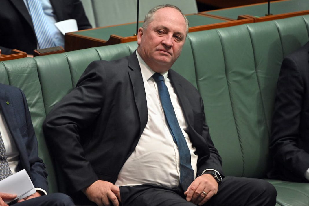 Barnaby Joyce told to take leave after he 'embarrassed himself'
