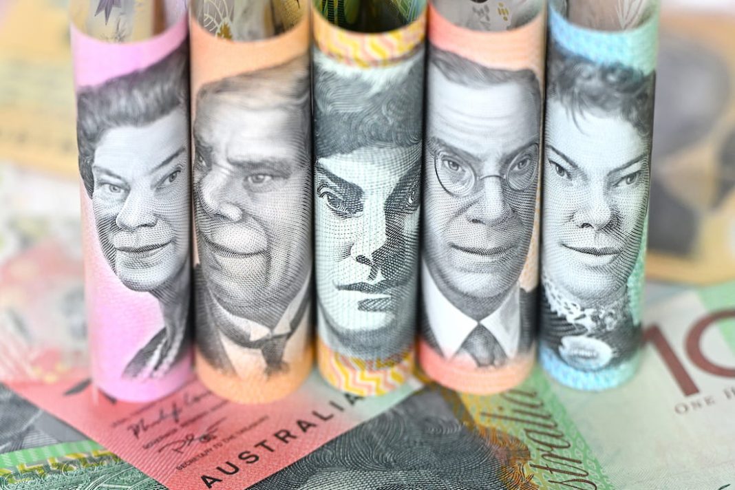 Rich get richer than rest: Australia's wealth gap grows