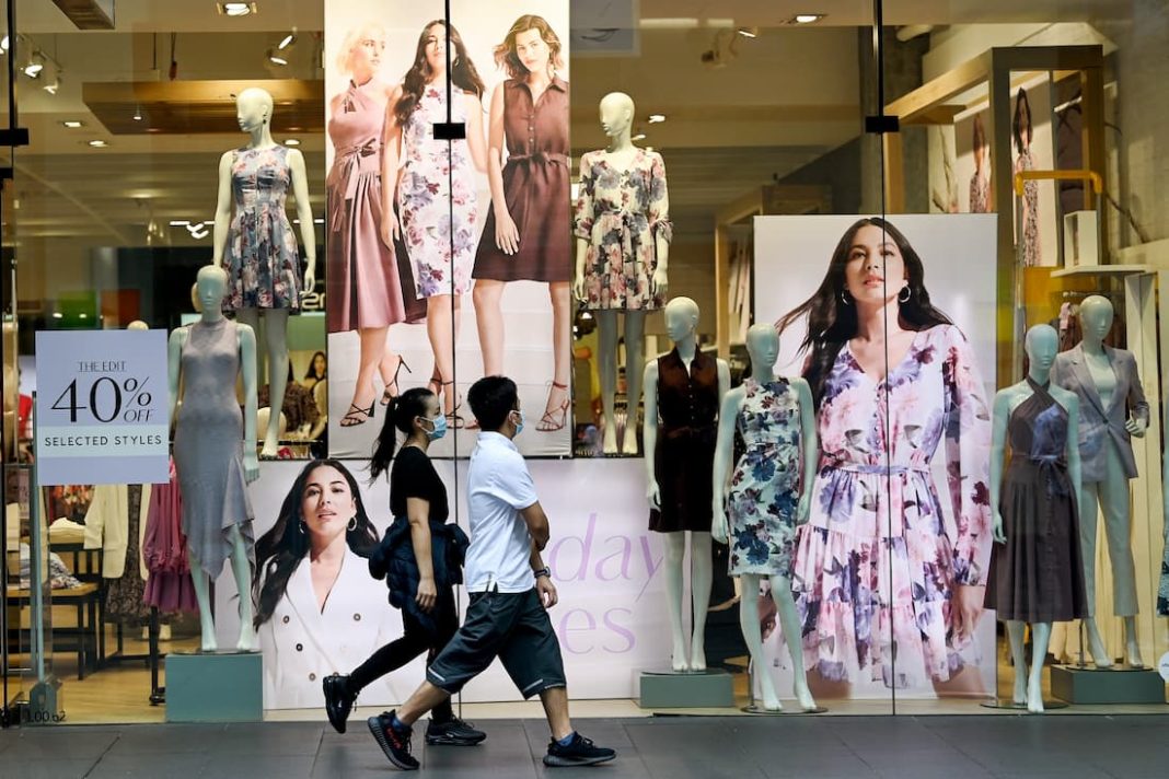 Saving the new fashion as financial pain hits retailers