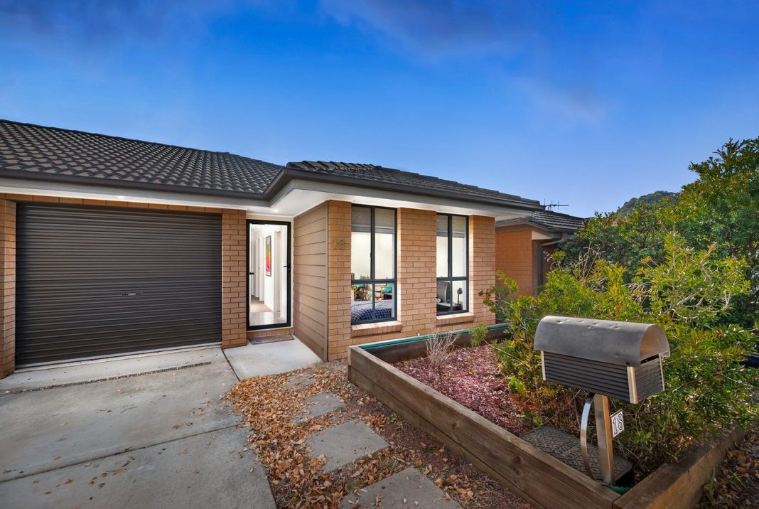 18 John Holt Street, Macgregor