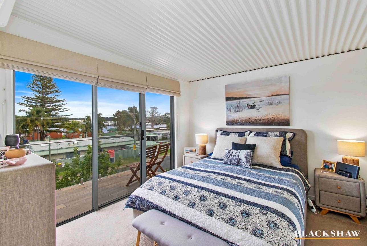 33/17-21 Wharf Road, North Batemans Bay