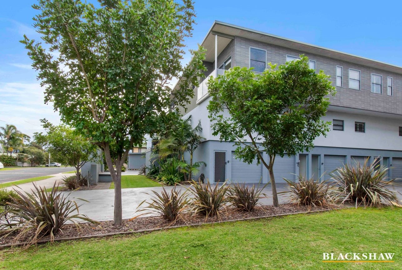 33/17-21 Wharf Road, North Batemans Bay