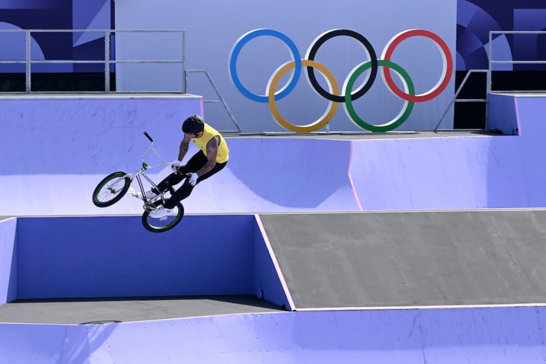 Fox seeks second Paris gold as Logan defends BMX title