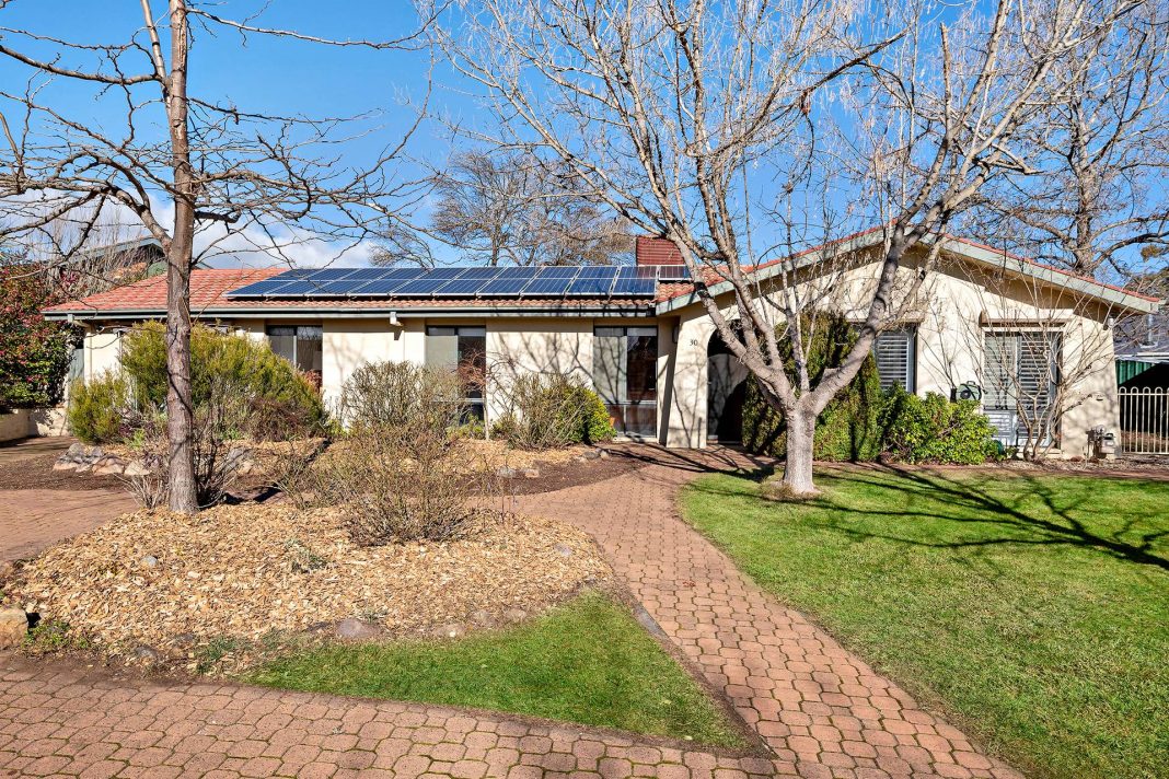 30 Florentine Circuit, Kaleen