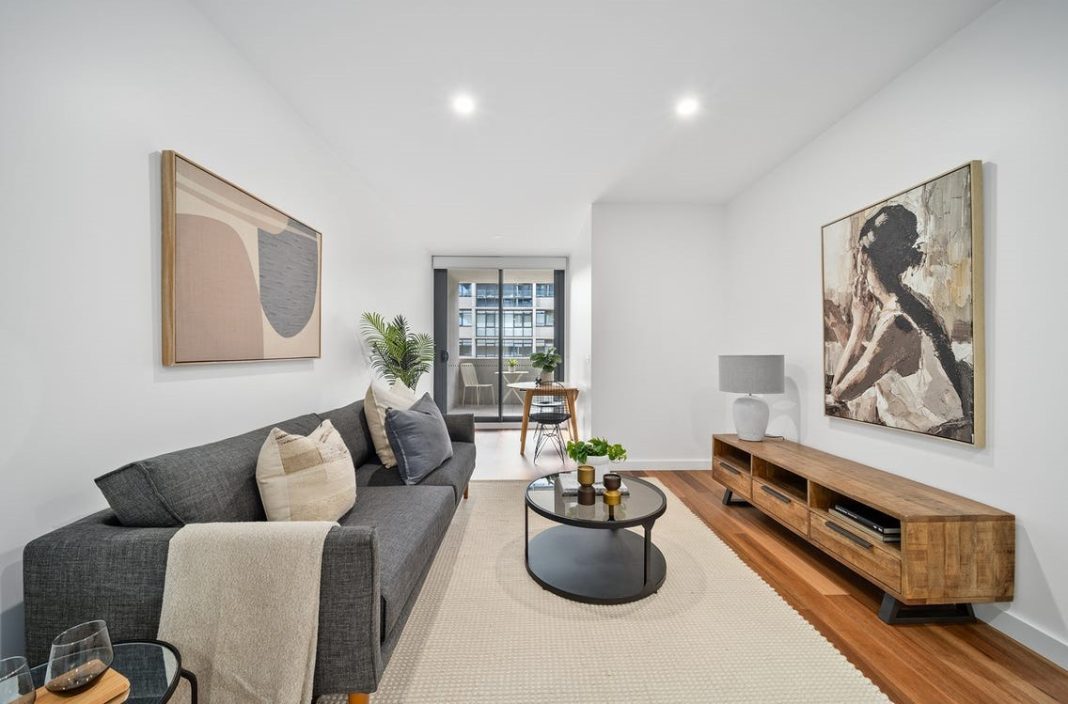 313/4 Anzac Park, Campbell