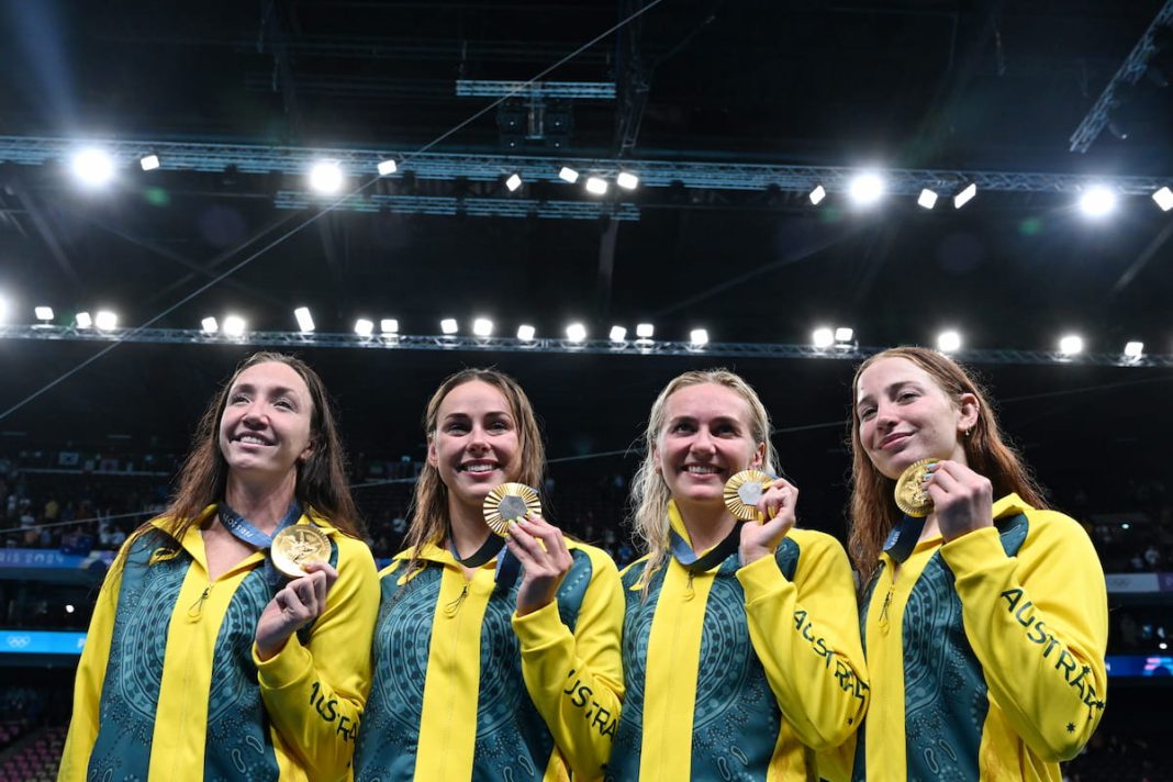 Australia win women's 4x200m freestyle gold in Paris