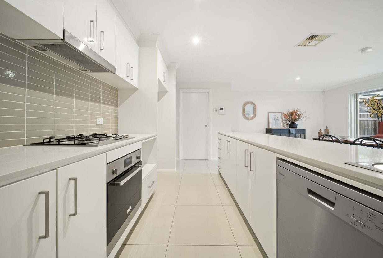 2/48 Ijong Street Braddon