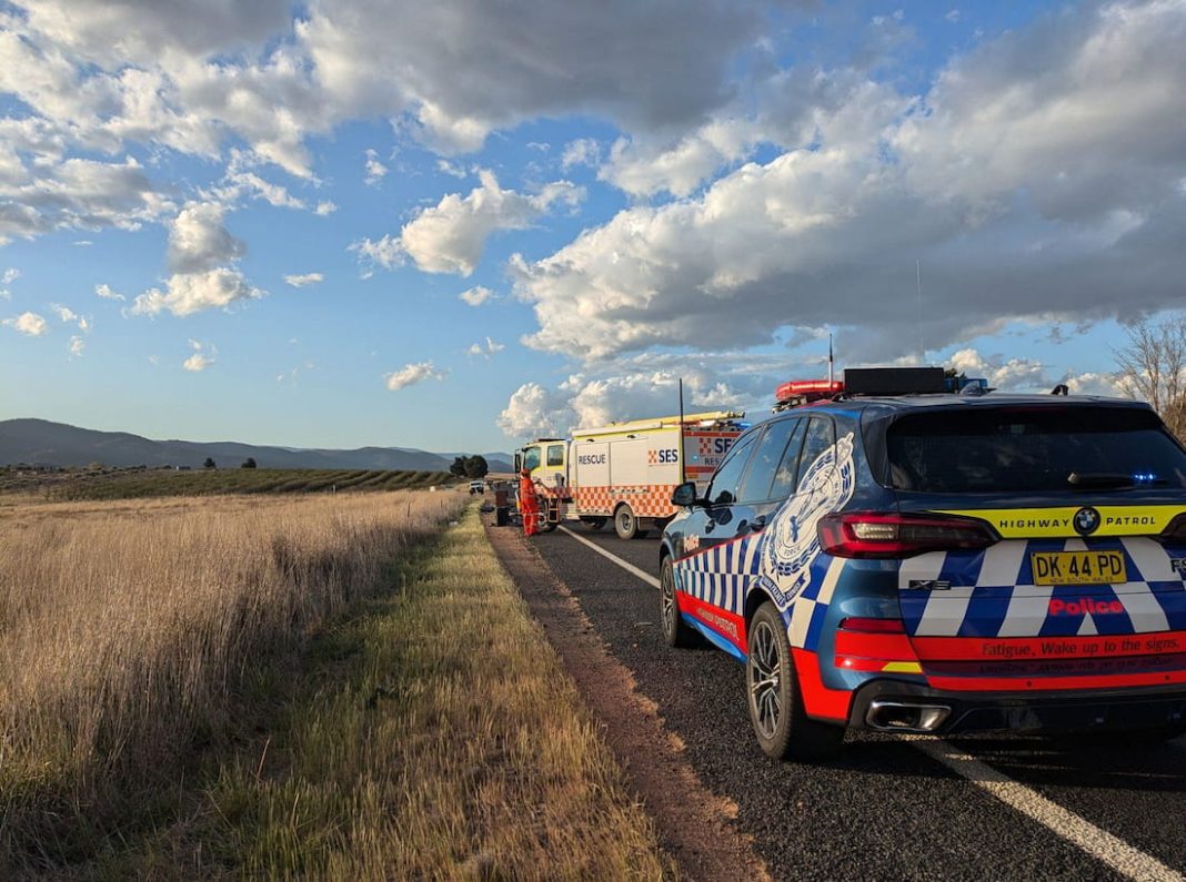 People had to be carefully extricated from vehicles after a crash on the Monaro Highway near Cooma. Image: NSW SES Cooma-Monaro Unit on Facebook