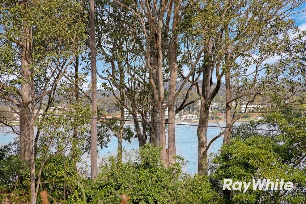 38 Peninsula Drive, North Batemans Bay