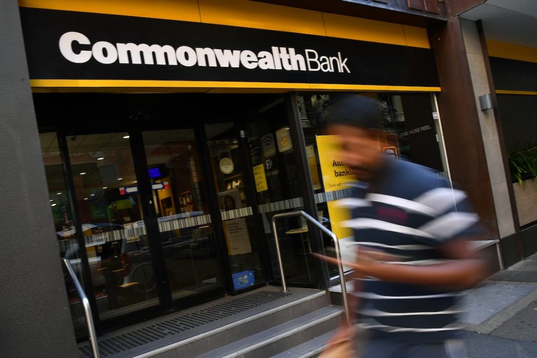 Commonwealth Bank is charging $3 to withdraw cash from bank branches, post offices or by phone. (Joel Carrett/AAP PHOTOS)