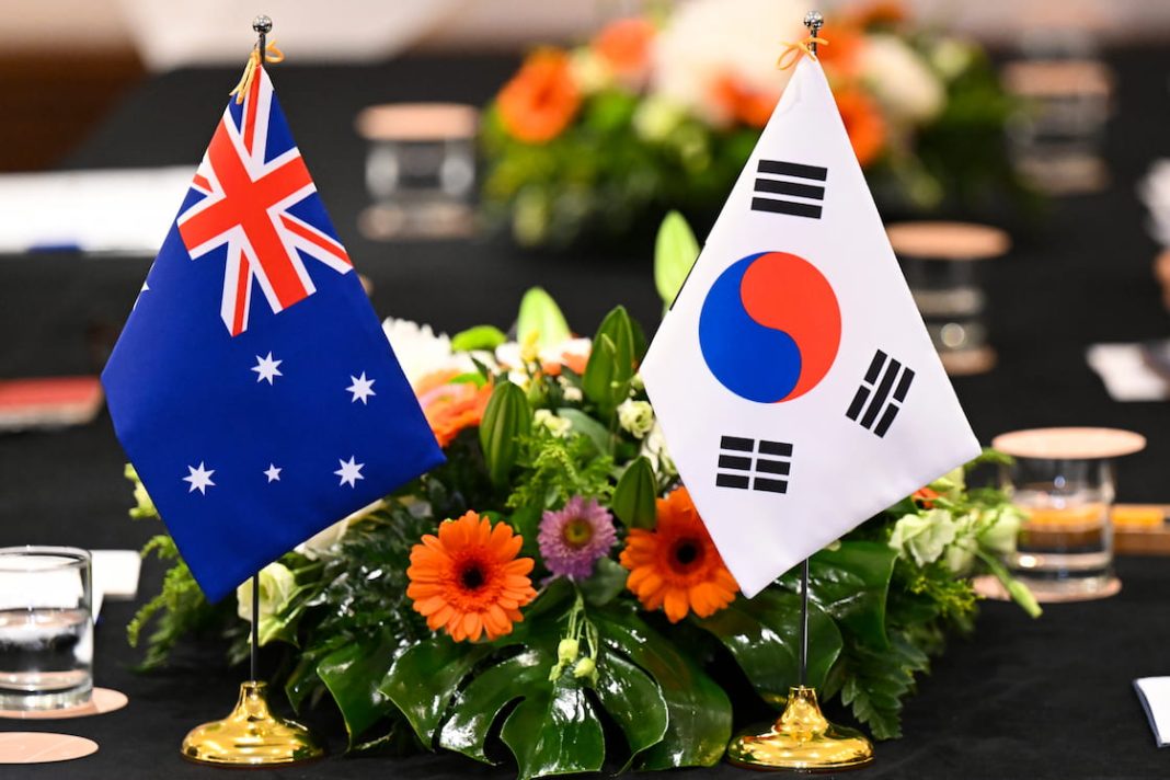 Australians in Korea are being encouraged to avoid mass gatherings due to the political unrest. (Lukas Coch/AAP PHOTOS)