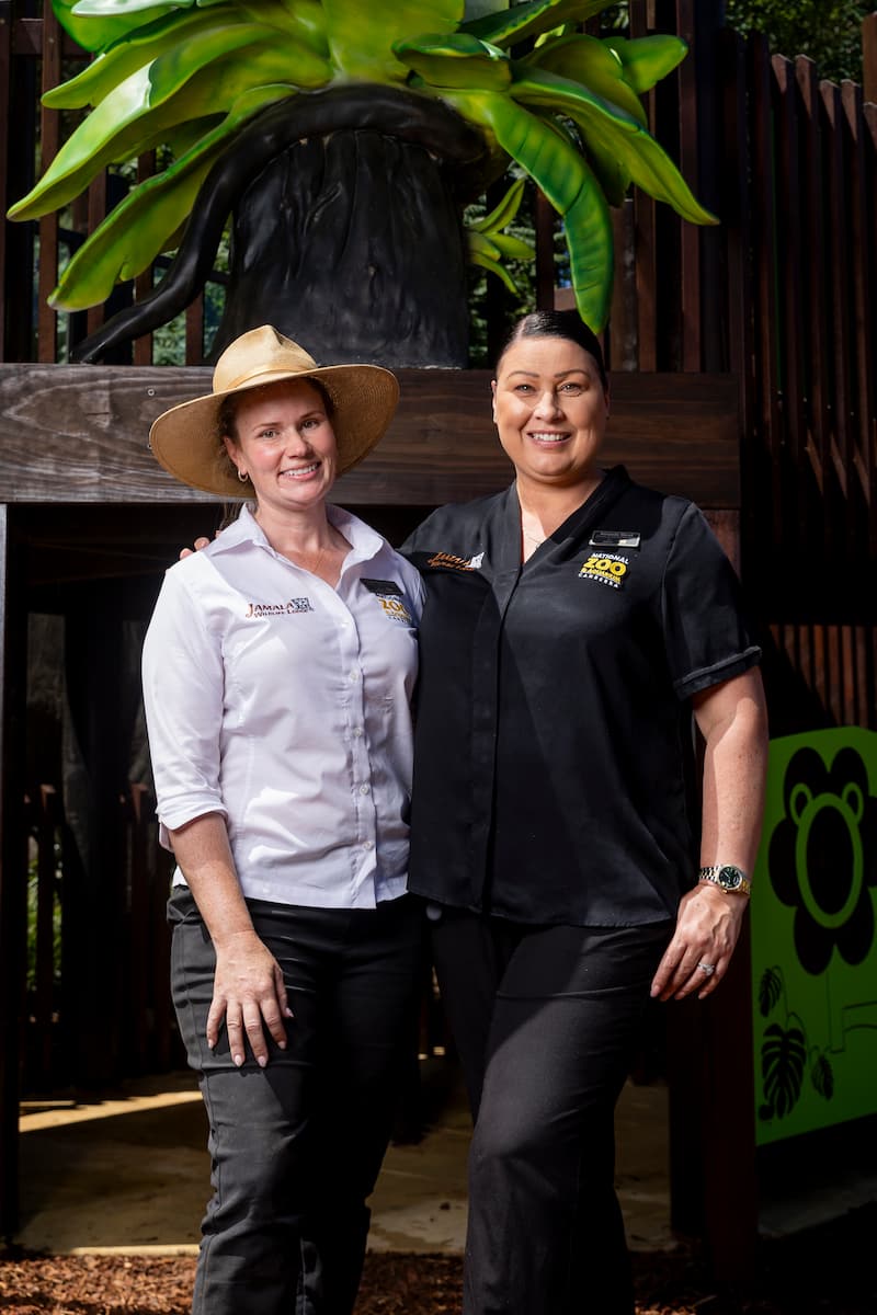 National Zoo and Aquarium team members Amanda Mead and Renee Nasserpour.