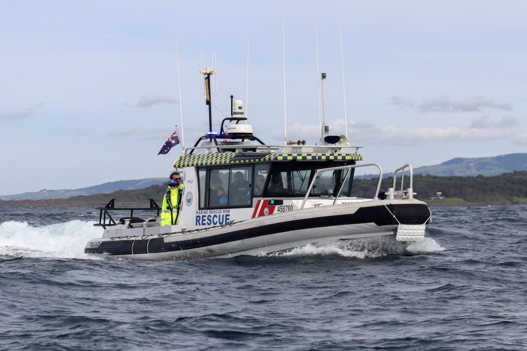 Marine Rescue crews have recovered the bodies of two people whose plane crashed into the ocean. (HANDOUT/MARINE RESCUE NSW)