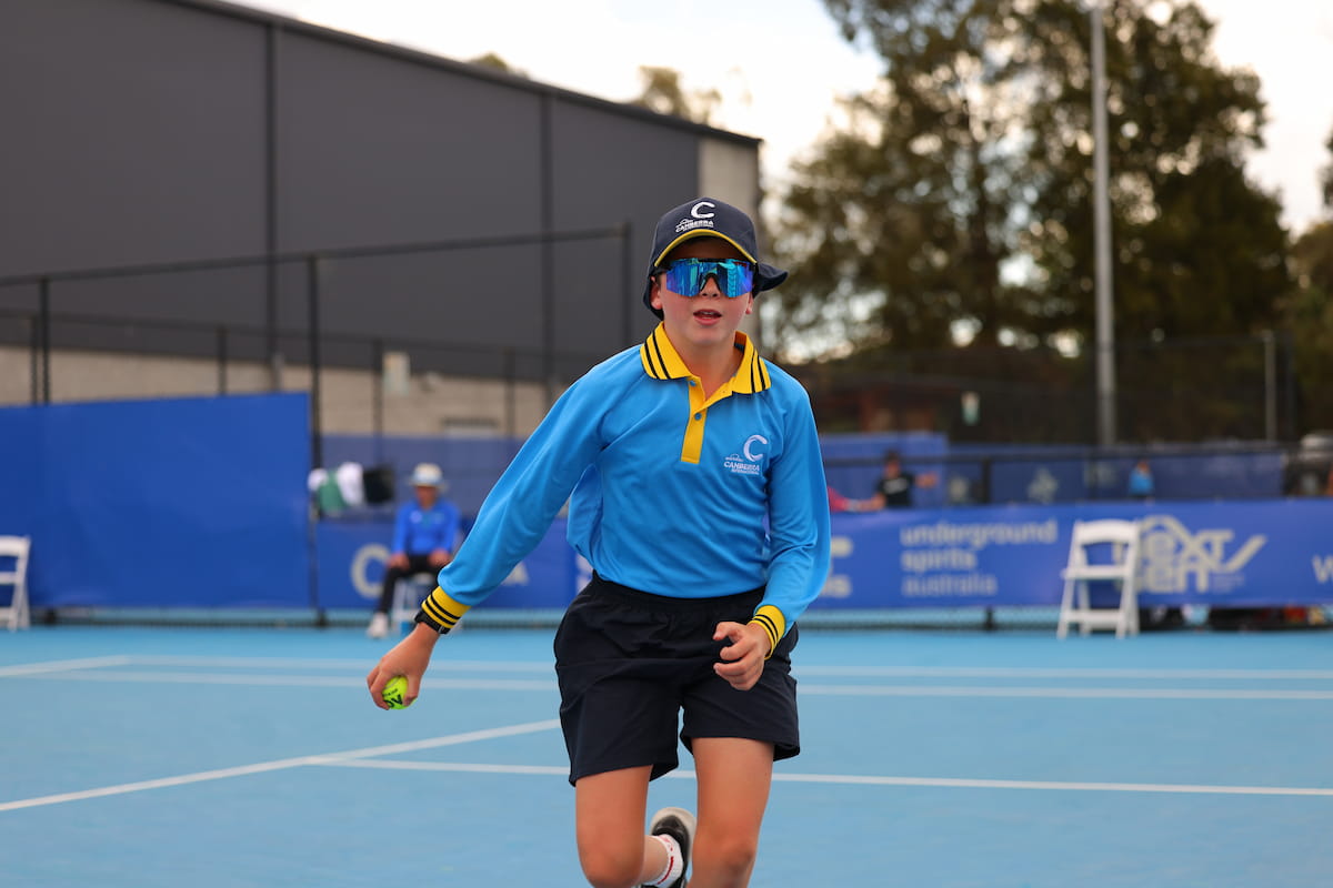 Wanted: ball kids